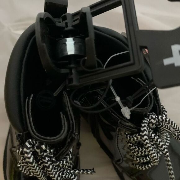 Girls Size 4 Black Combat Boots *New* - Picture 5 of 6